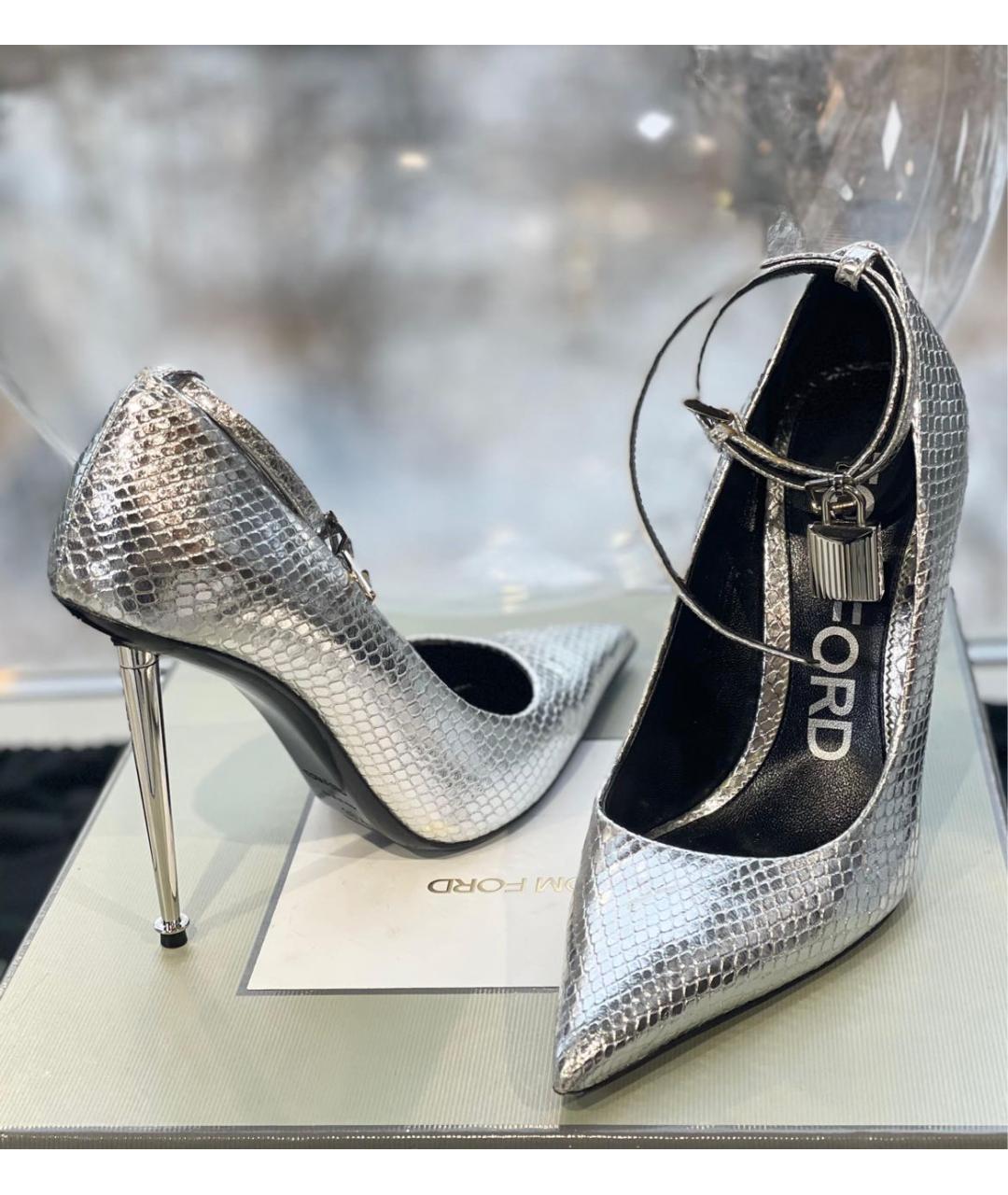 TOM FORD Серебряные туфли из экзотической кожи, фото 4