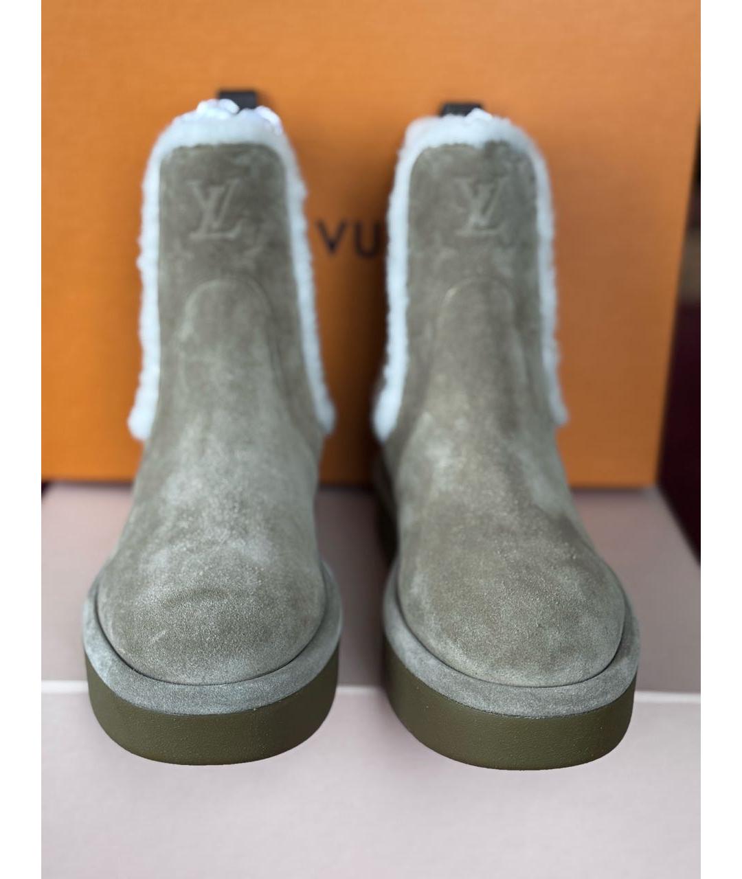 LOUIS VUITTON Хаки замшевые ботинки, фото 2