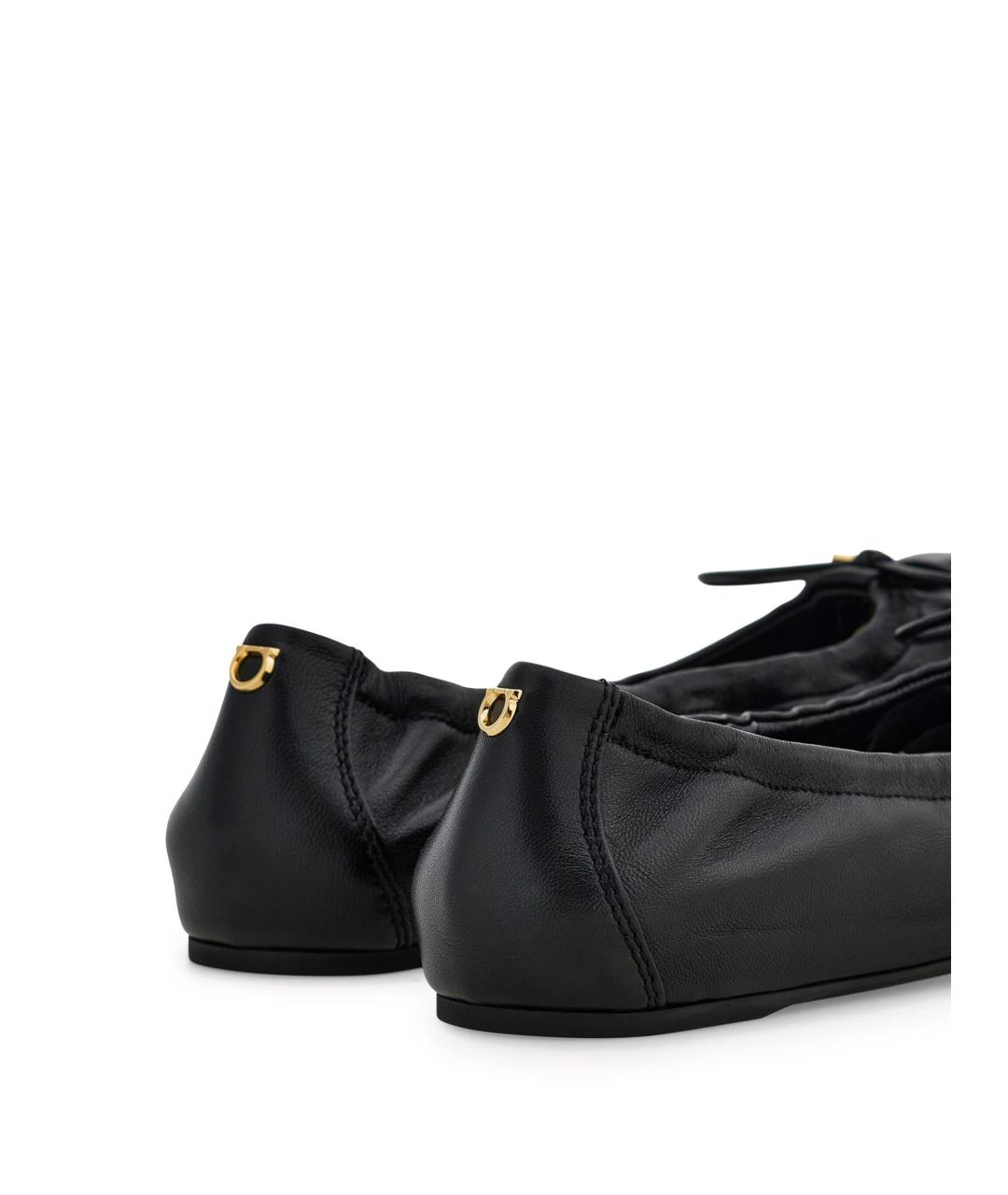 FERRAGAMO Черные кожаные балетки, фото 3