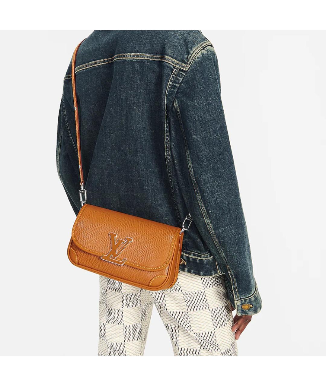 LOUIS VUITTON Коричневая кожаная сумка через плечо, фото 7