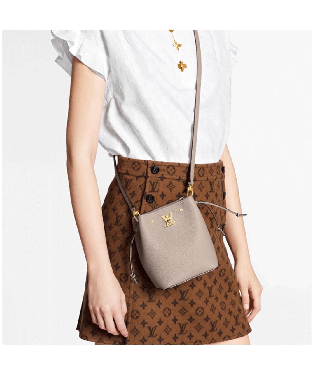 LOUIS VUITTON Серая кожаная сумка через плечо, фото 6
