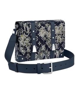 LOUIS VUITTON Сумка на плечо