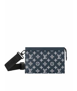 LOUIS VUITTON Сумка на плечо