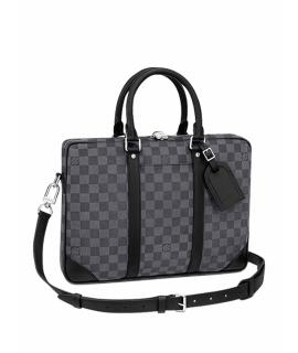 LOUIS VUITTON Сумка на плечо