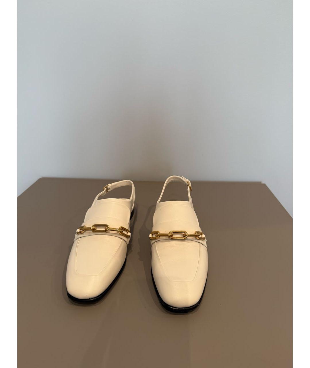 BURBERRY Белые кожаные лоферы, фото 2