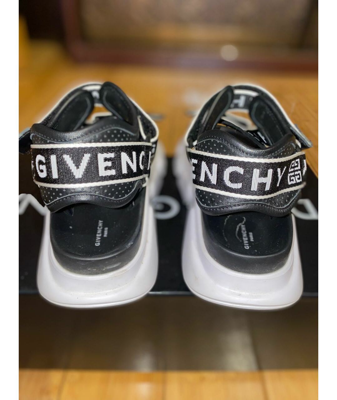 GIVENCHY Черные кожаные сандалии, фото 5