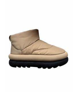 UGG AUSTRALIA Ботинки