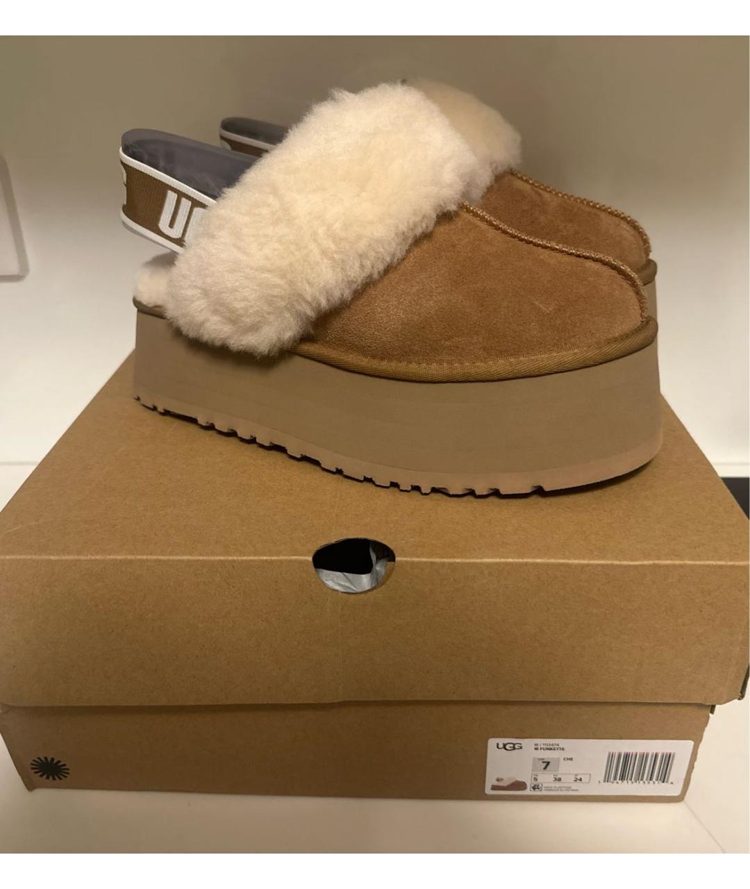 UGG AUSTRALIA Бежевые замшевые мюли, фото 6