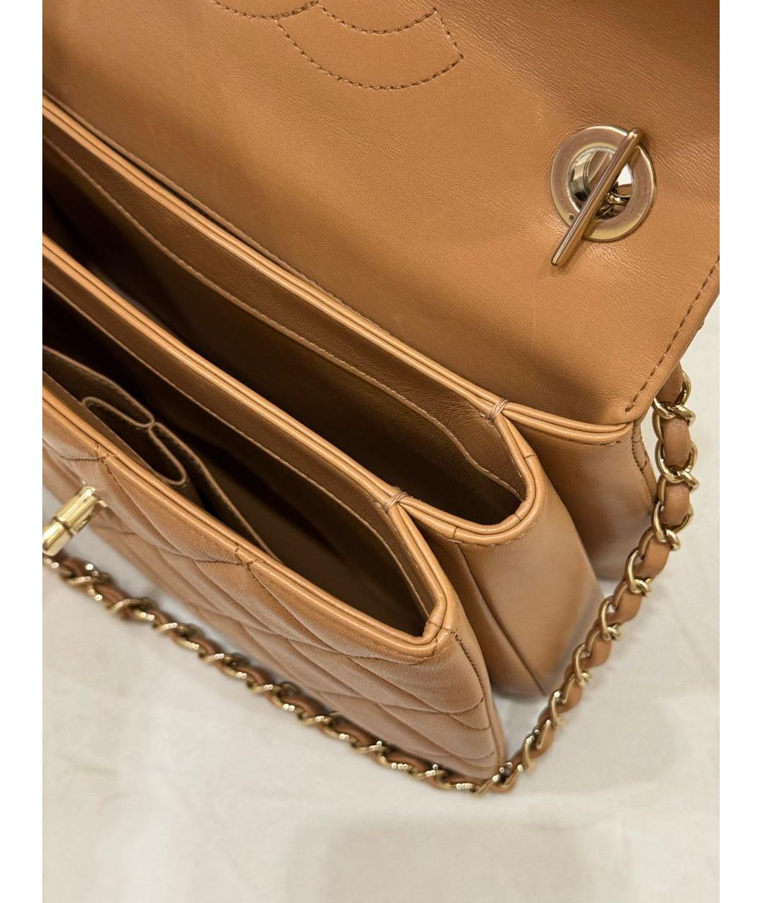 CHANEL Коричневая кожаная сумка с короткими ручками, фото 4