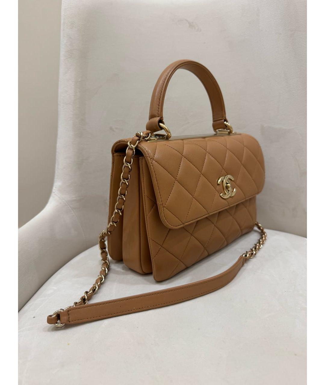 CHANEL Коричневая кожаная сумка с короткими ручками, фото 2