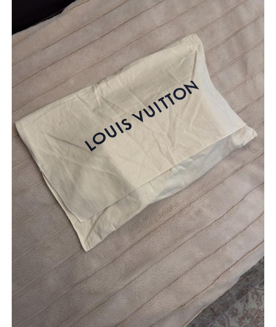 LOUIS VUITTON Черная кожаная сумка на плечо, фото 6