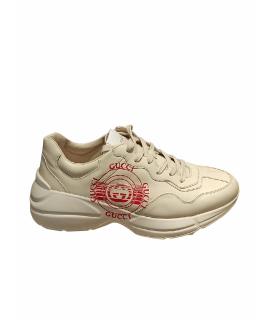 GUCCI Низкие кроссовки / кеды