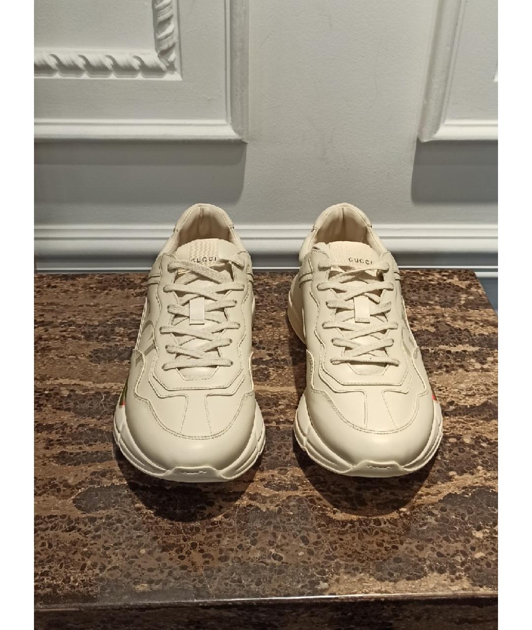 GUCCI Бежевые кожаные низкие кроссовки / кеды, фото 2