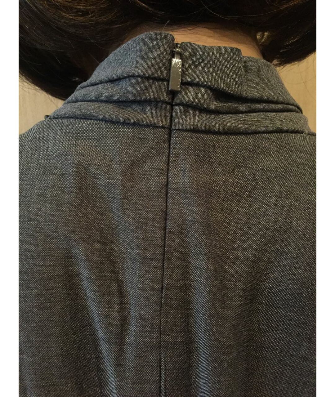 HUGO BOSS Серое хлопко-эластановое повседневное платье, фото 8