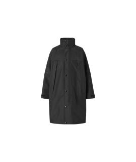 BURBERRY Пальто