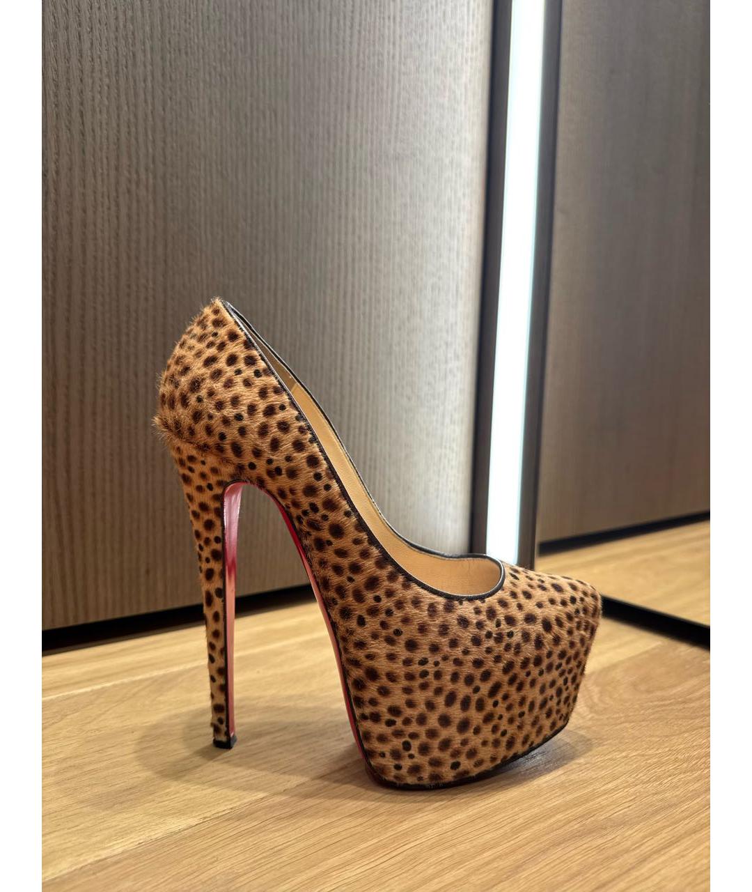 CHRISTIAN LOUBOUTIN Коричневые туфли, фото 5