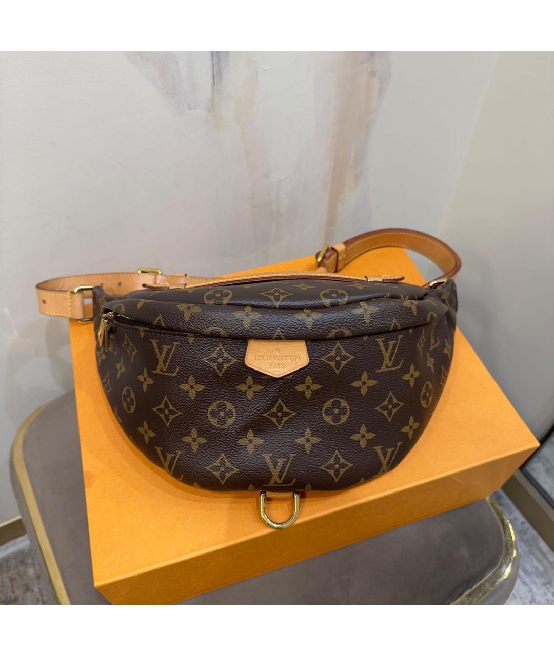 LOUIS VUITTON Коричневая поясная сумка, фото 2