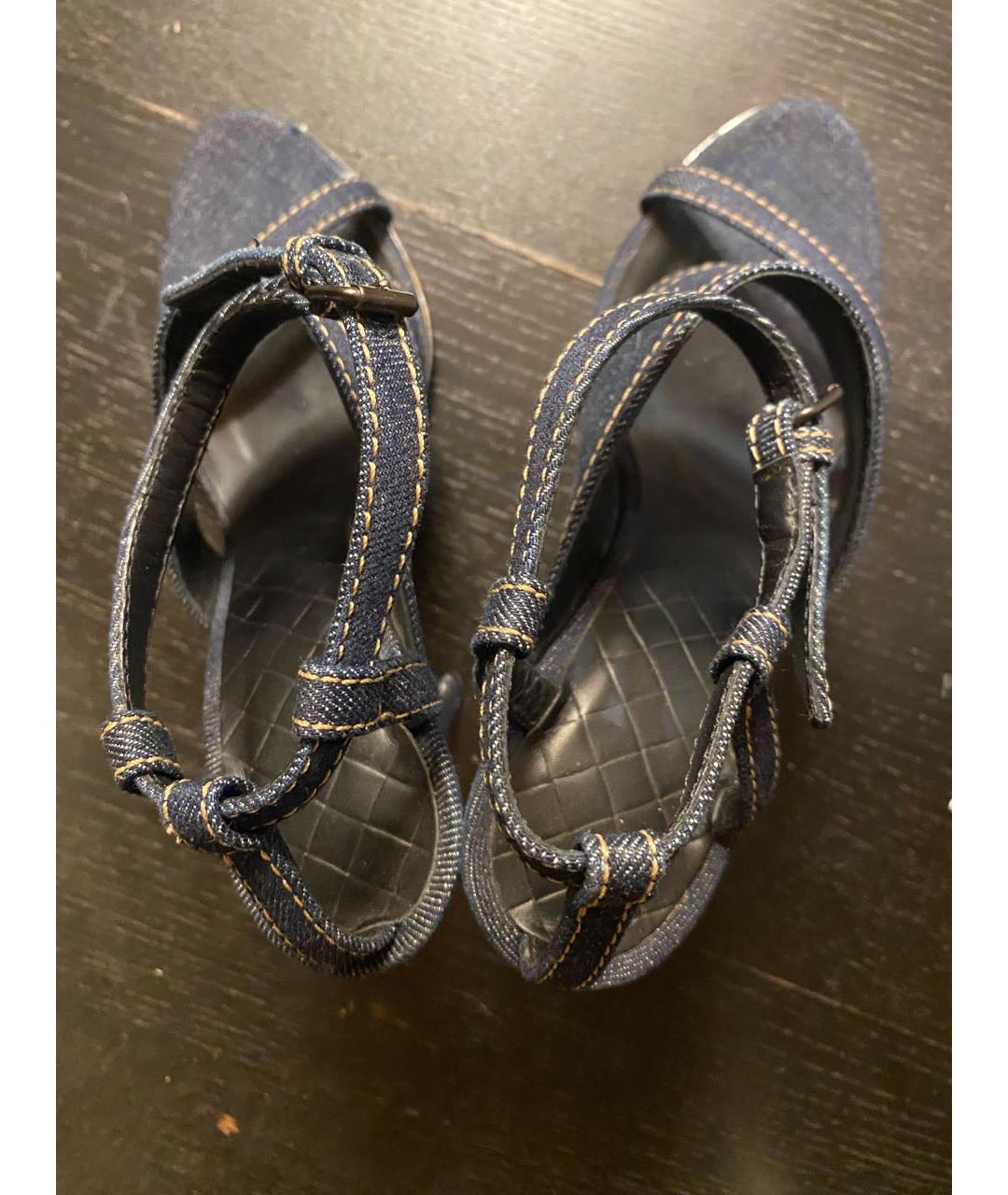 BOTTEGA VENETA Темно-синие текстильные босоножки, фото 3