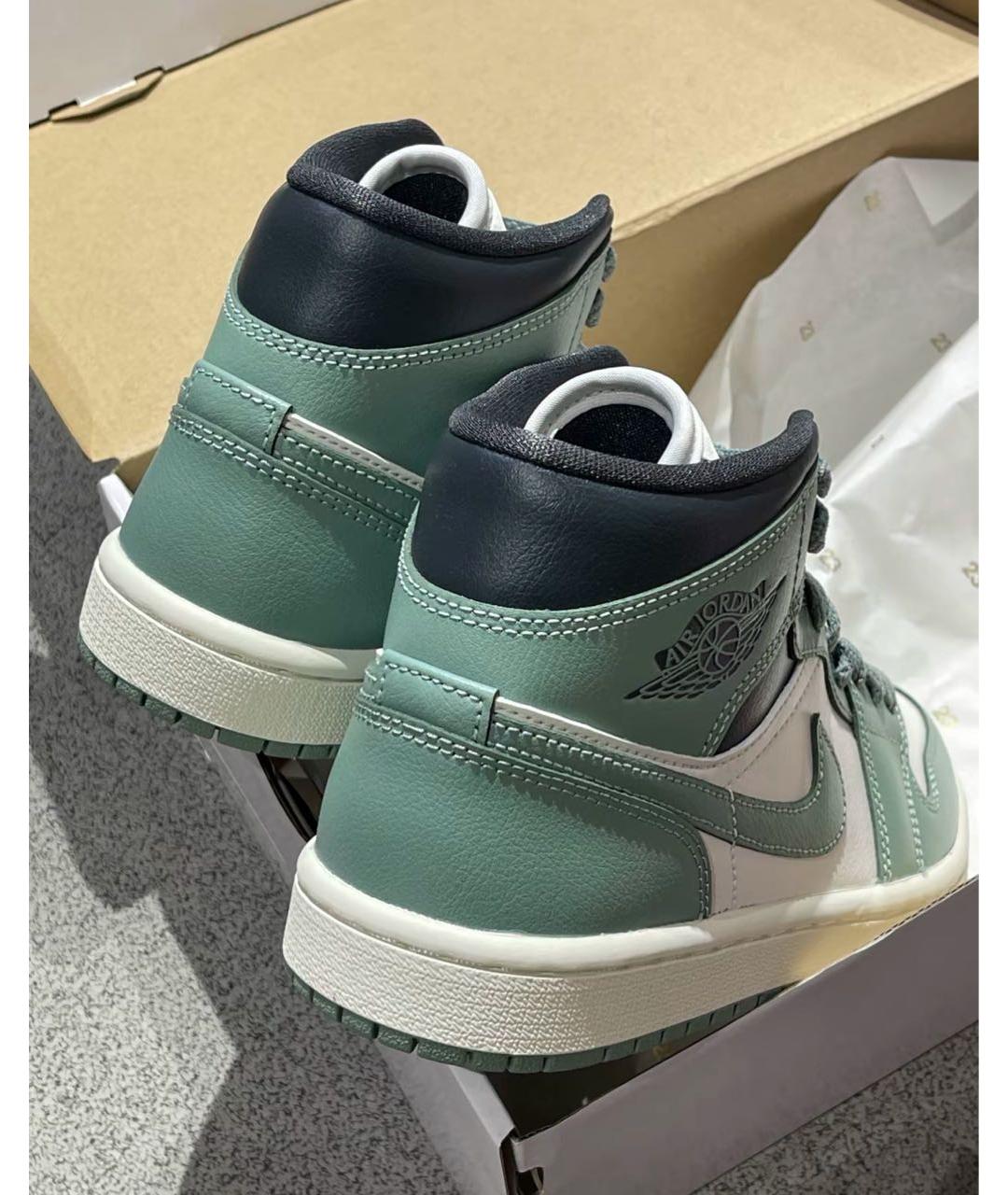 JORDAN Зеленые кроссовки из искусственной кожи, фото 3