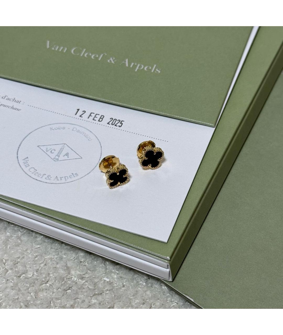 VAN CLEEF & ARPELS Черные серьги из желтого золота, фото 3
