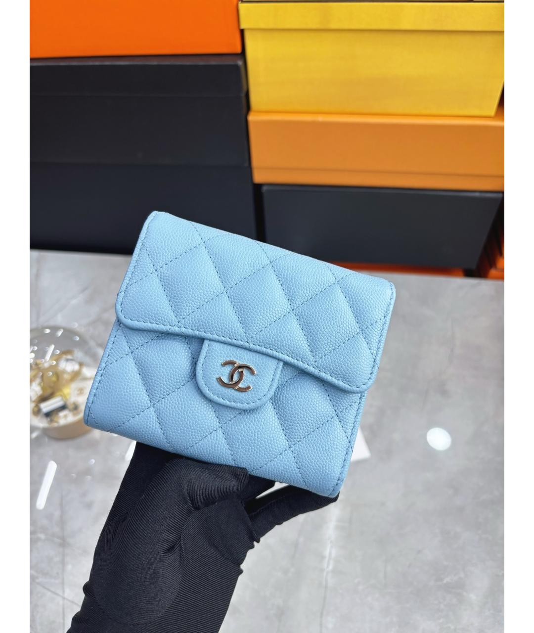 CHANEL Голубой кожаный кошелек, фото 10