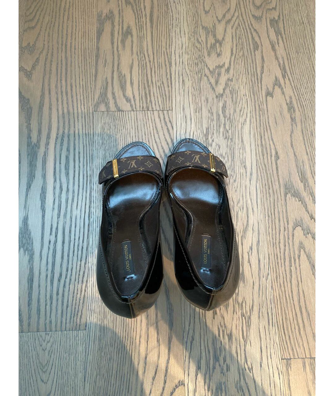 LOUIS VUITTON PRE-OWNED Коричневые туфли из лакированной кожи, фото 3