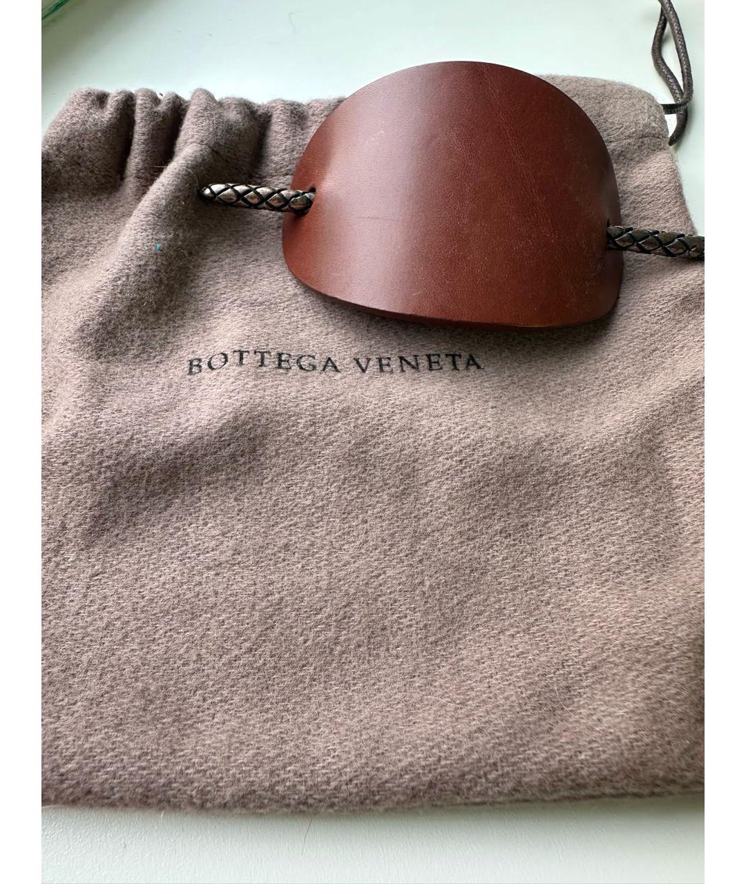 BOTTEGA VENETA Коричневая заколка, фото 3