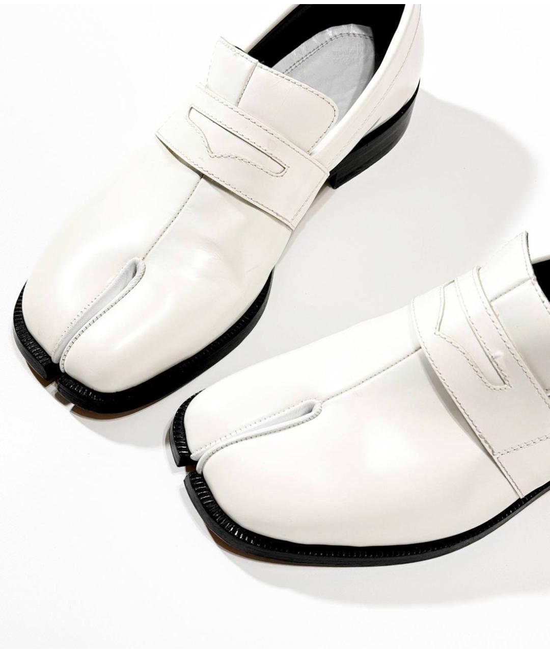 MAISON MARGIELA Белые лоферы из лакированной кожи, фото 4