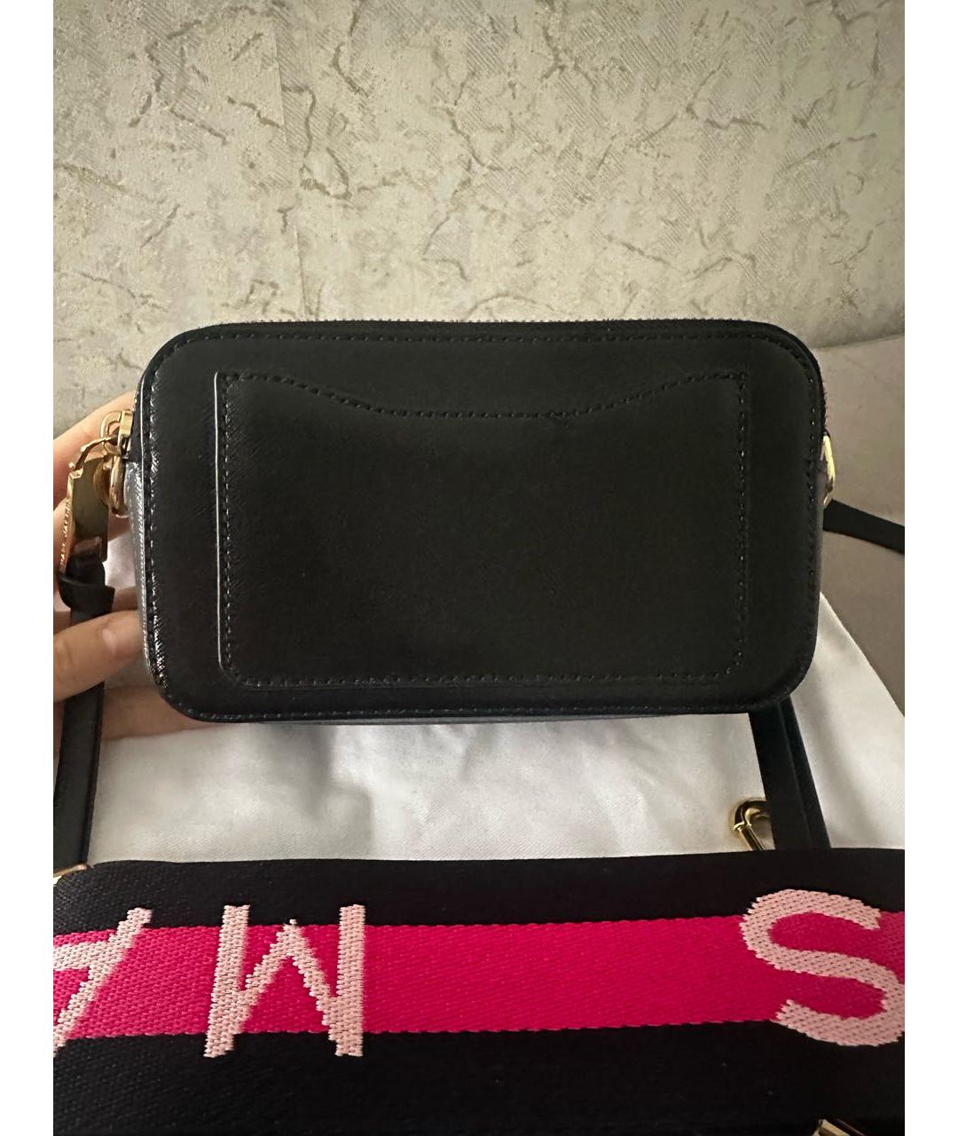 MARC JACOBS Черная сумка через плечо из лакированной кожи, фото 3