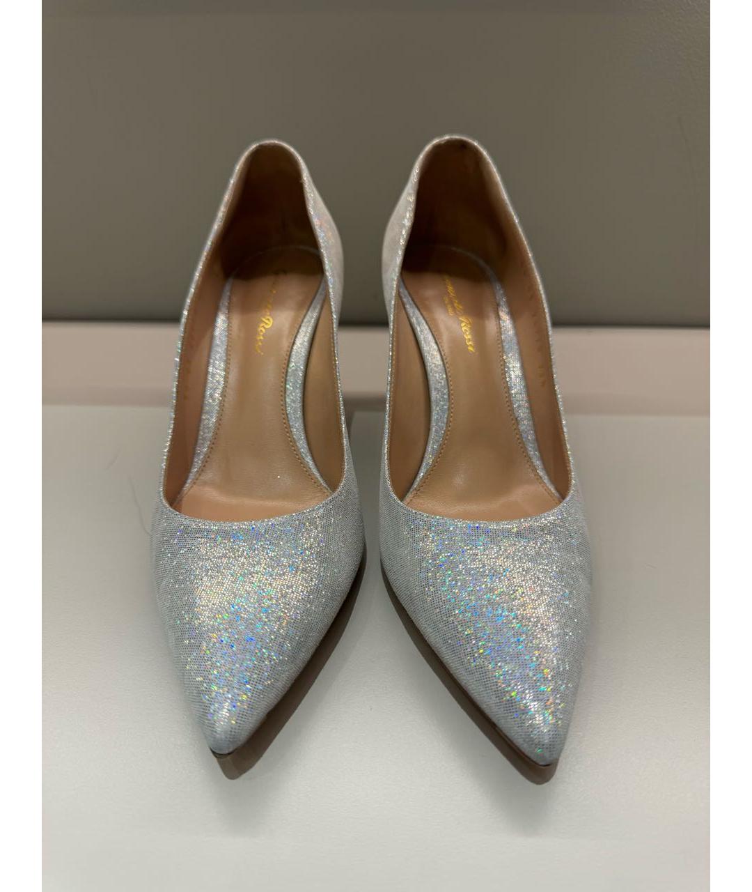 GIANVITO ROSSI Серебряные кожаные туфли, фото 2