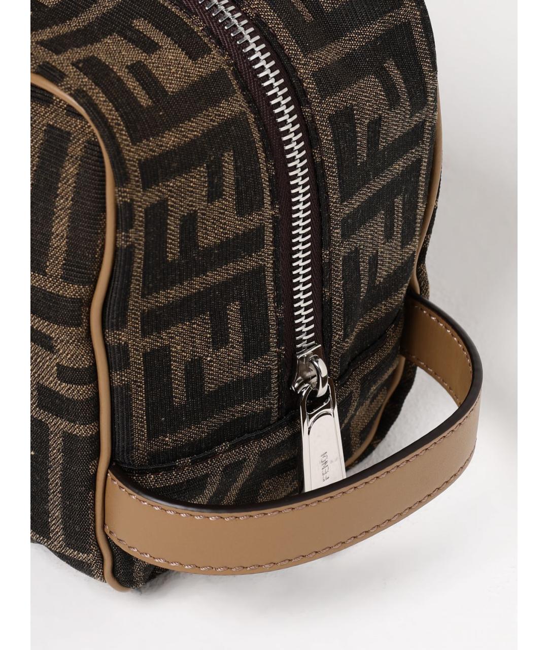 FENDI Коричневая косметичка, фото 3