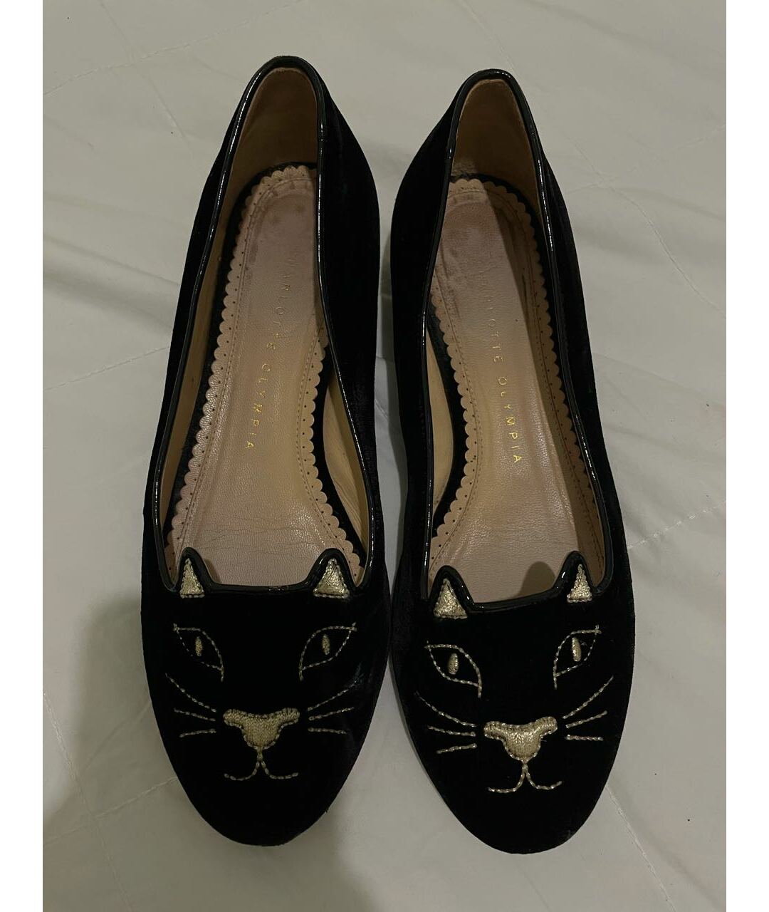 CHARLOTTE OLYMPIA Черные бархатные туфли, фото 3