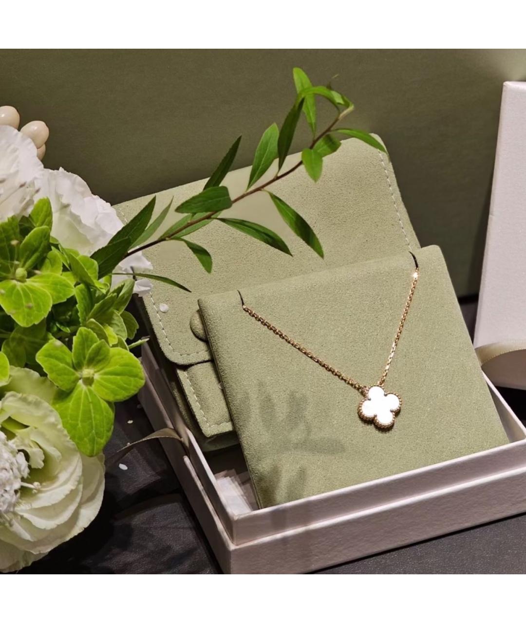 VAN CLEEF & ARPELS Белая подвеска из желтого золота, фото 4