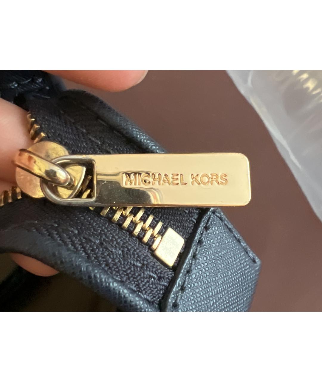 MICHAEL KORS Темно-синяя кожаная сумка с короткими ручками, фото 5