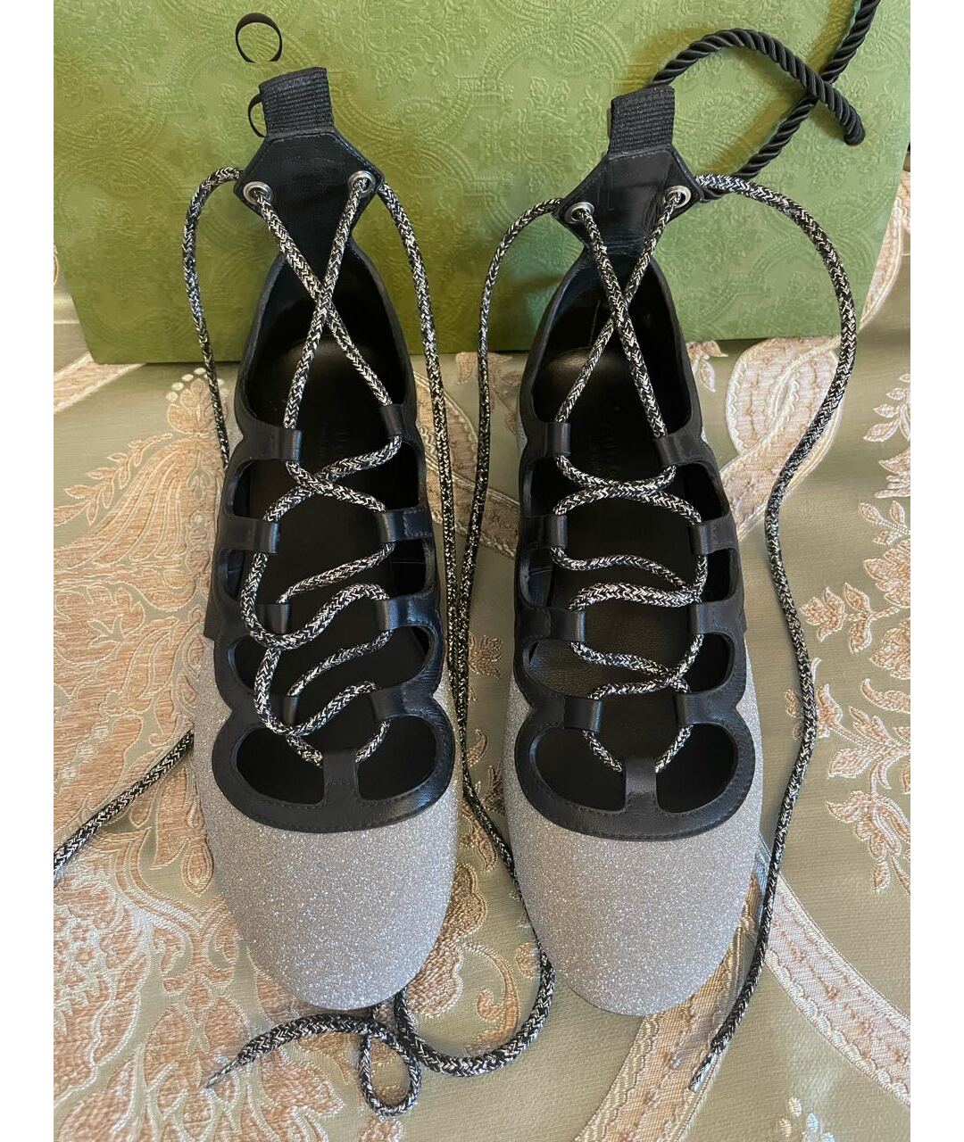 GUCCI Серебряные кожаные кроссовки, фото 2