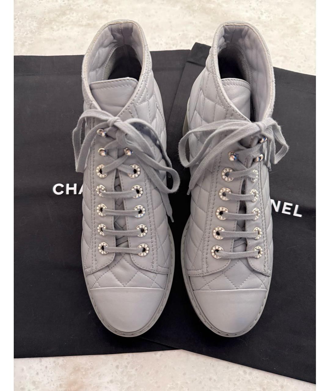 CHANEL Серые кожаные ботинки, фото 3