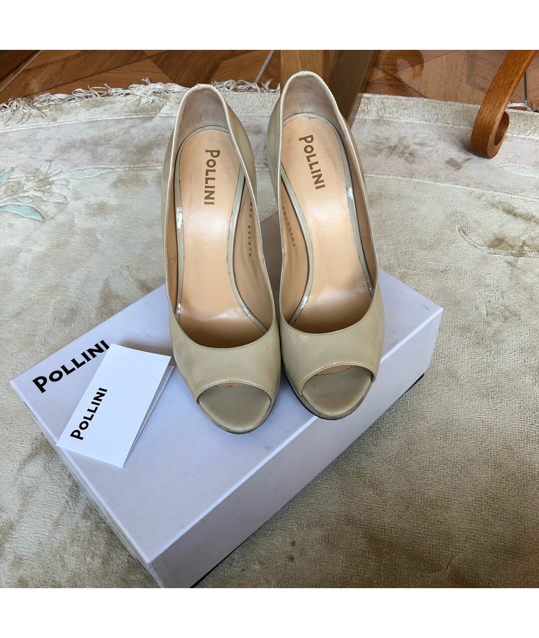 POLLINI Бежевые босоножки из лакированной кожи, фото 2