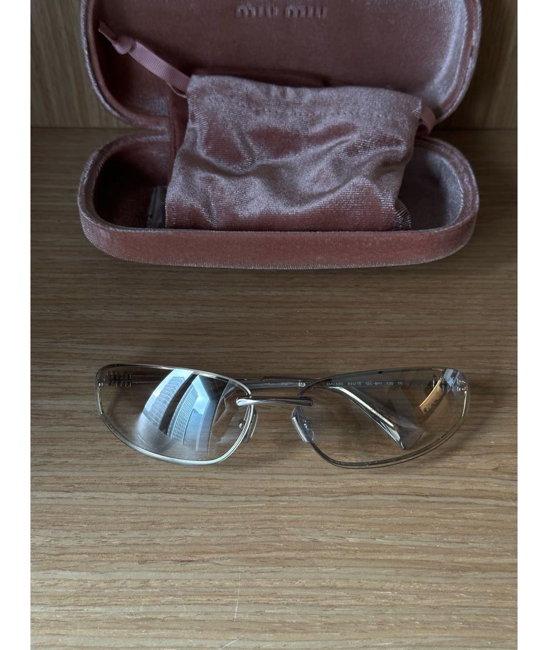 MIU MIU Серебряные металлические солнцезащитные очки, фото 2