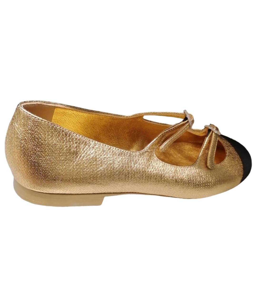 CHANEL Золотые кожаные балетки, фото 2
