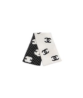 CHANEL Шарф
