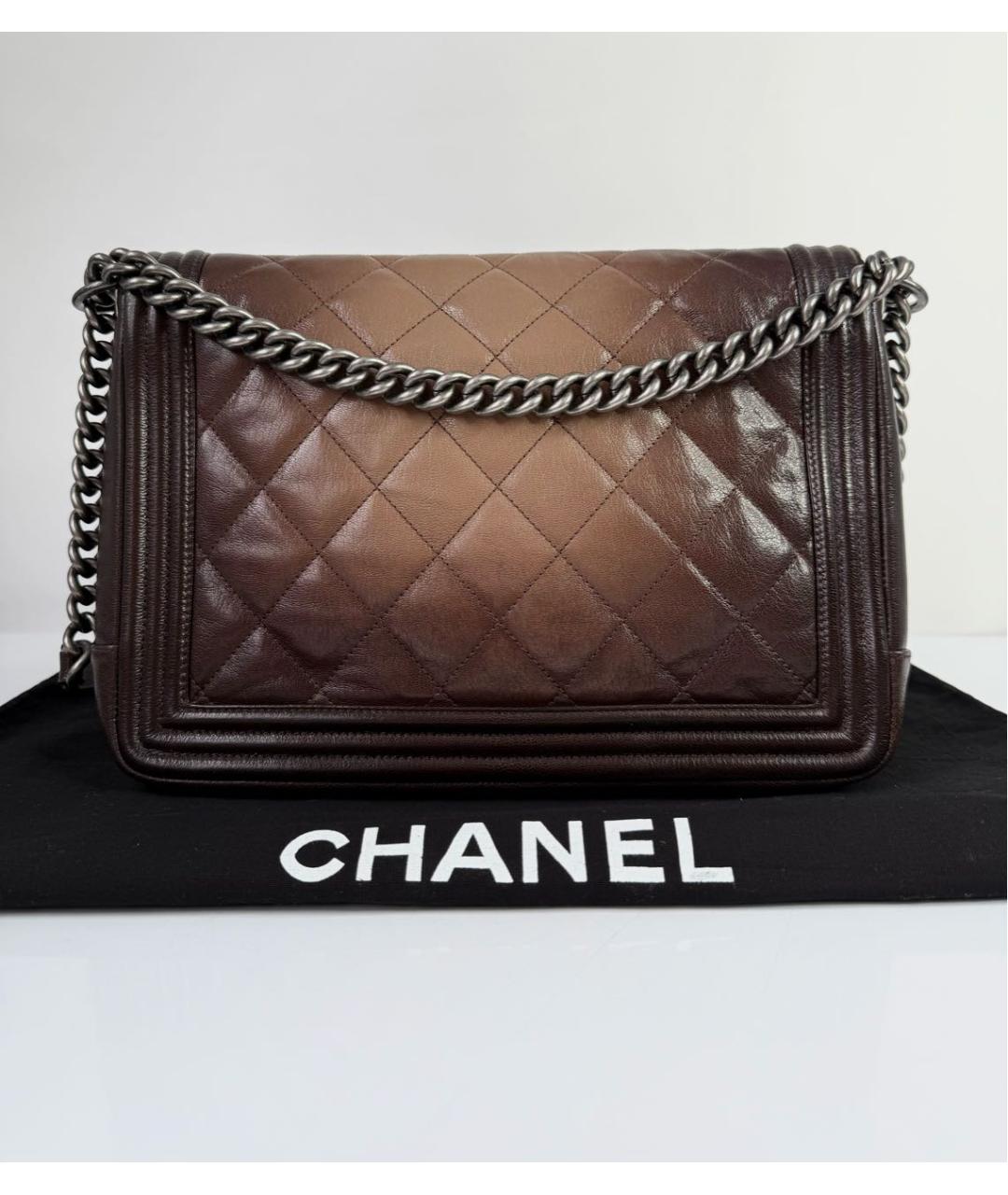 CHANEL Коричневая кожаная сумка через плечо, фото 3