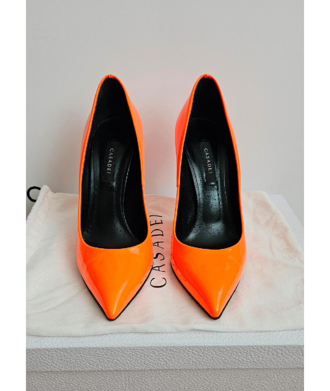CASADEI Оранжевое туфли из лакированной кожи, фото 2