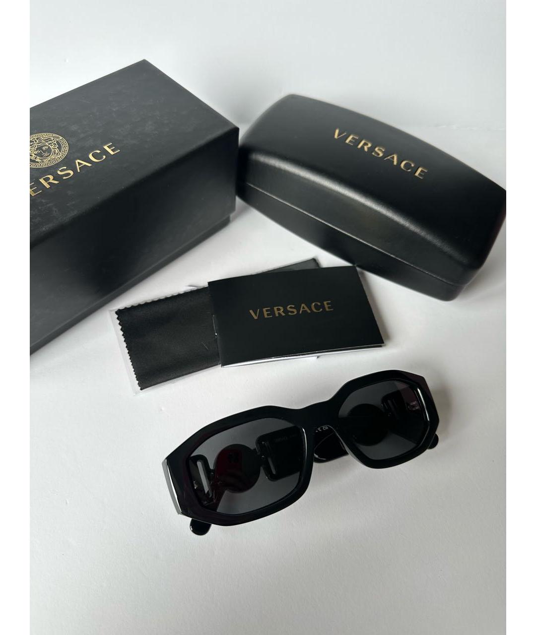 VERSACE Черные пластиковые солнцезащитные очки, фото 2