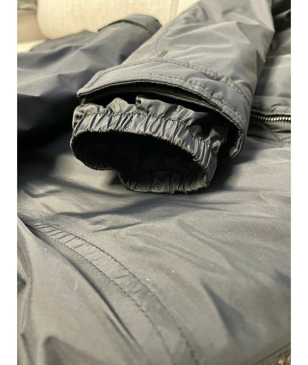 PRADA Черная полиамидовая куртка, фото 6