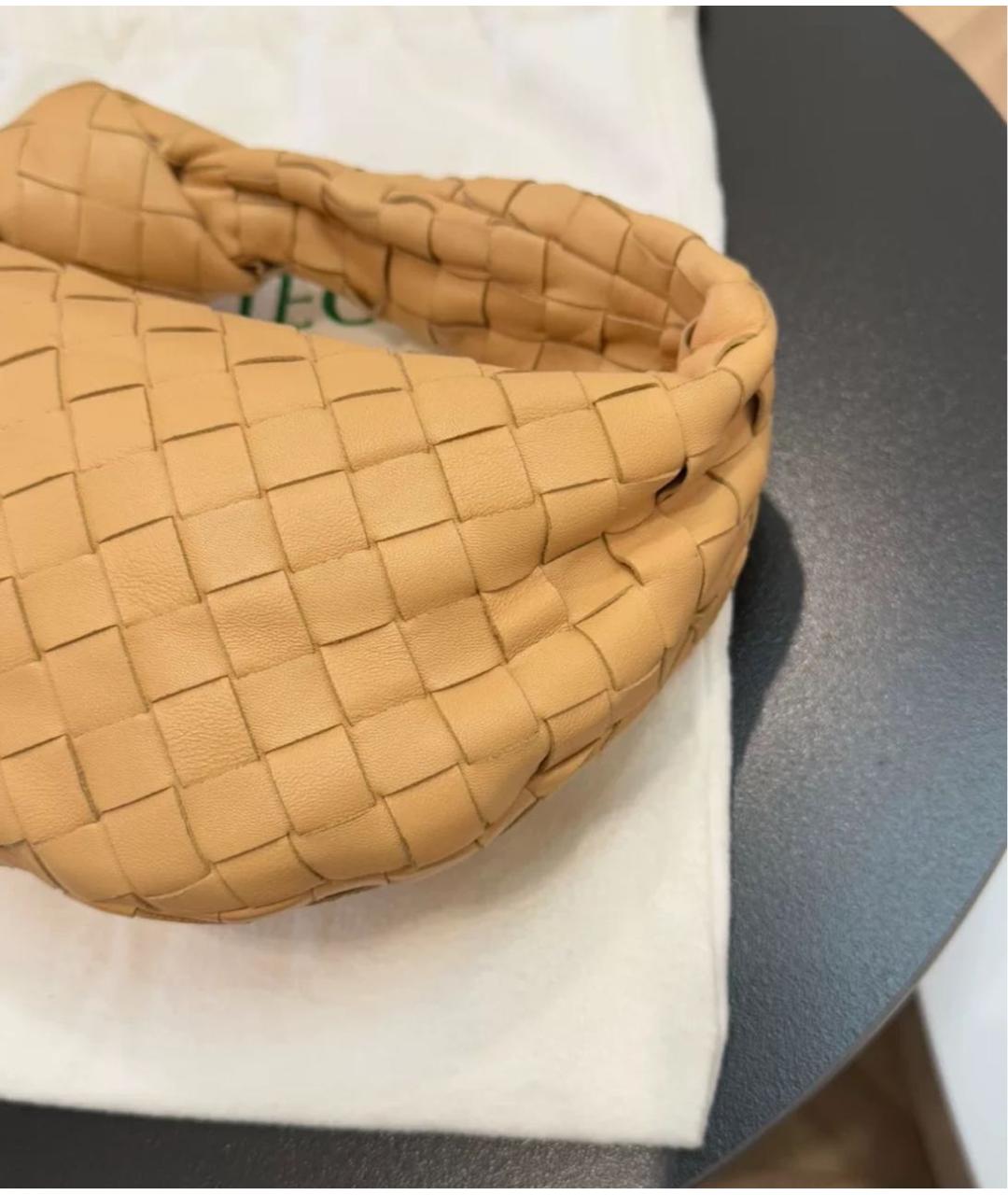 BOTTEGA VENETA Бежевая кожаная сумка с короткими ручками, фото 5