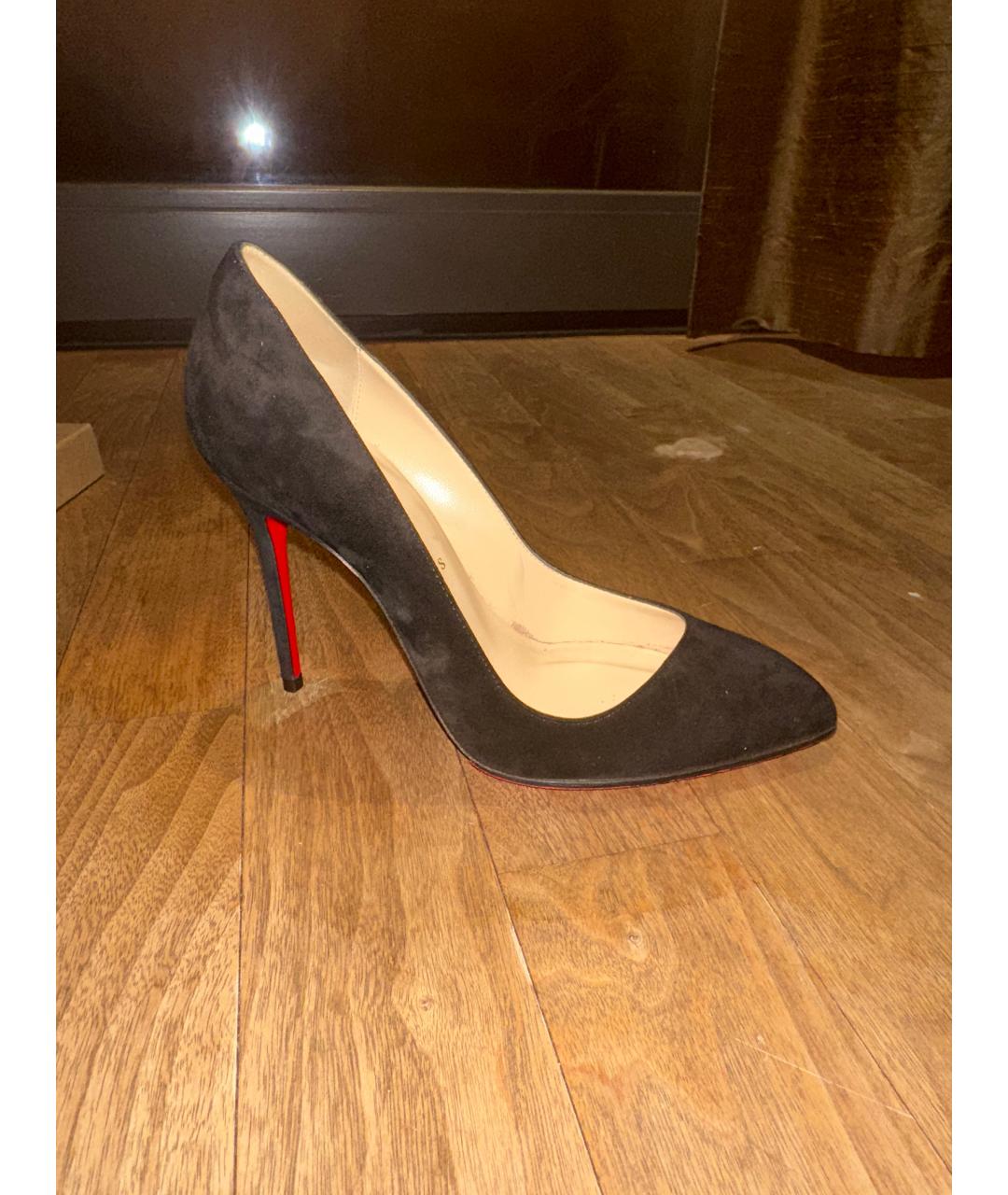 CHRISTIAN LOUBOUTIN Черные замшевые туфли, фото 6