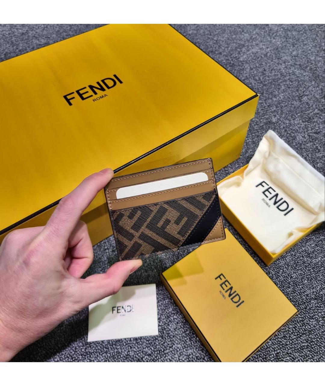 FENDI Коричневый кардхолдер, фото 3