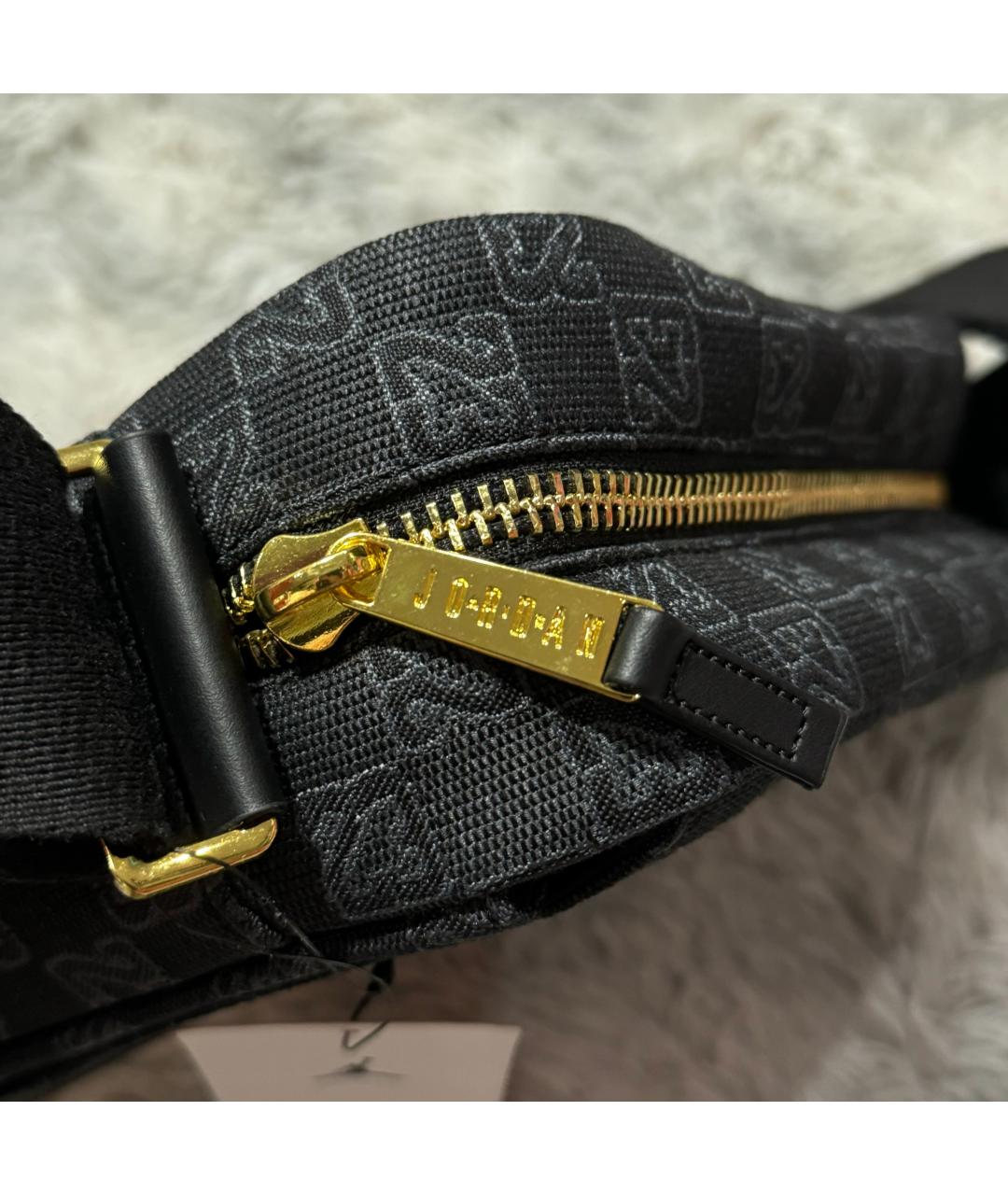 JORDAN Черная тканевая сумка на плечо, фото 4