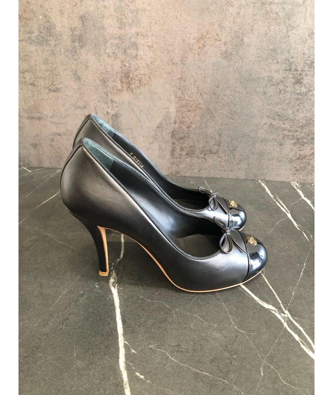 CHANEL Черные кожаные туфли, фото 4