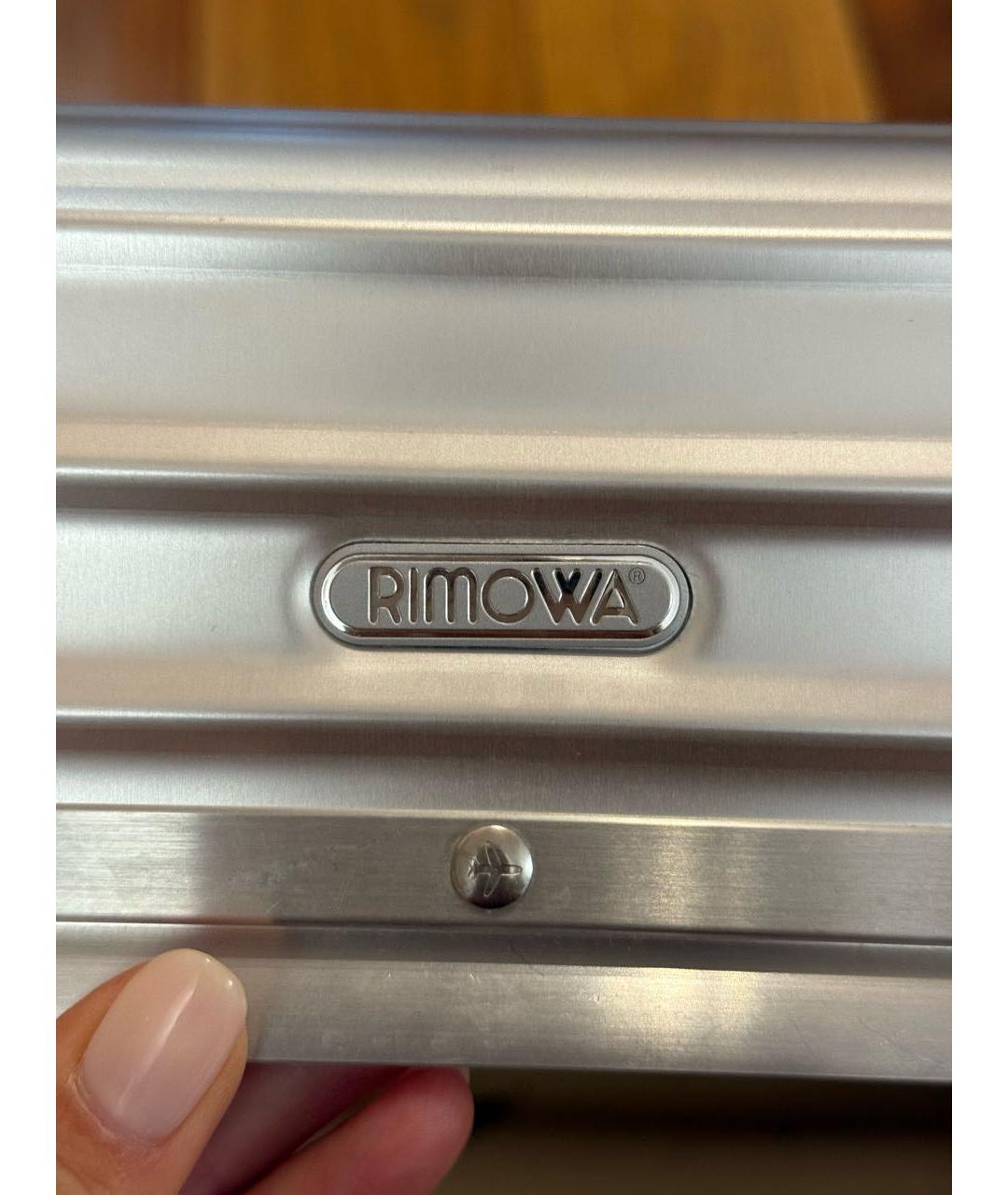 Rimowa Серебрянный чемодан, фото 6